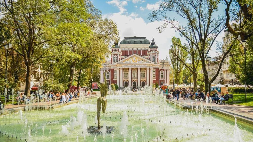 Top Center Apartment 4 София Екстериор снимка